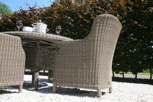 4 Seasons Outdoor Brighton 130cm Round 4 Seat Dining Set in Pure Weave | Garden Furniture Online