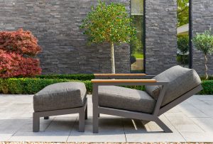 4 Seasons Outdoor Capitol Luxury Lounge Set | Garden Furniture Online